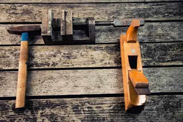 Comment réaliser un dépannage plomberie rapide : guide pratique