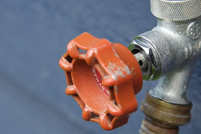 Les meilleures méthodes pour déboucher rapidement une canalisation