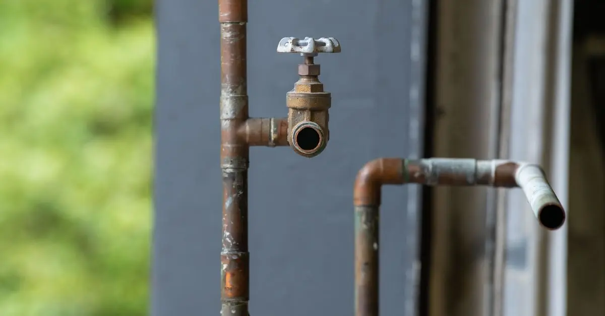 Comment bien choisir ses matériaux pour une plomberie rapide
